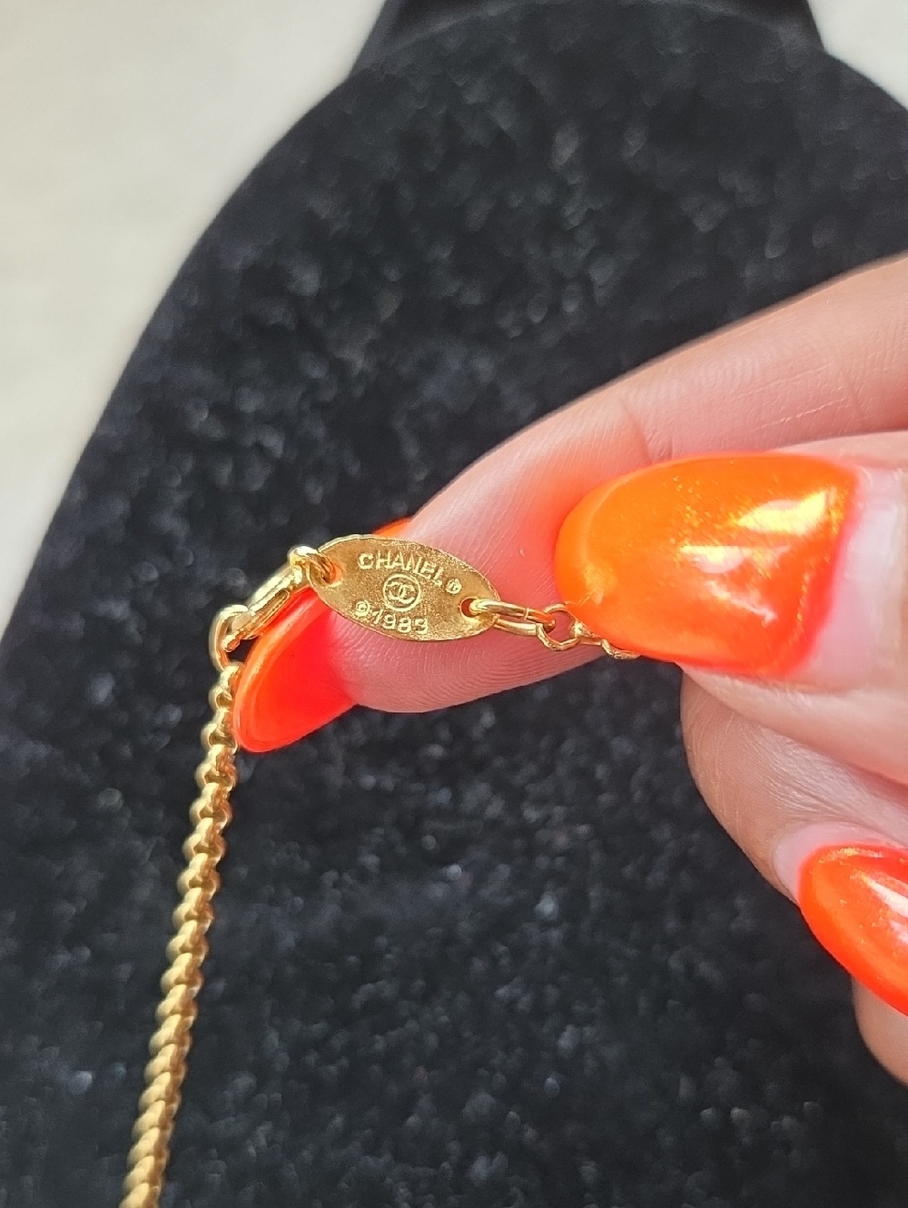 Chanel Coco Mark 3277/Lion Head Gold Chain Necklace - Women Jewelry - Picture 3 of 7